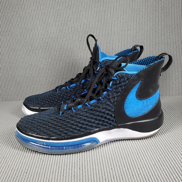 Nike Alphadunk men's basketball sneakers